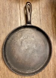 Antique Cast Iron Griddle/Pan, 10