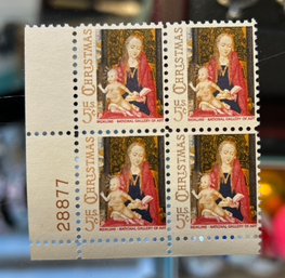 CHRISTMAS 5 CENTS US POSTAGE STAMPS MEMLING NATIONAL GALLERY OF ART  MARY AND JESUS MOTHER AND CHILD BIBLE