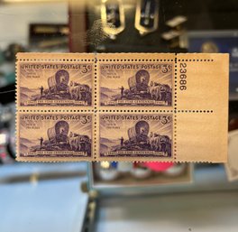 THE UTAH CENTENNIAL 3 CENT US POSTAGE STAMPS BLOCK OF FOUR WAGON STAGE COACH  1847 1947
