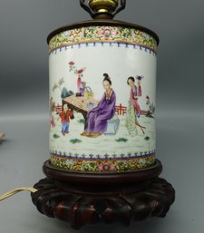 ANTIQUE CHINESE FAMILLE ROSE PORCELAIN BRUSH POT LAMP