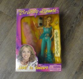 SIGNED VINTAGE BRITTANY SPEARS DOLL IN ORIGINAL BOX 2000