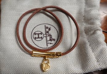 BEAUTIFUL HERMES CHOKER NECKLACE BRACELET WITH HEART AND KEY SIGNED