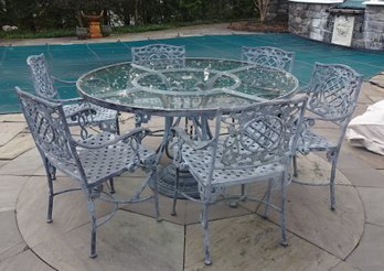 GORGEOUS VINTAGE ROUND OUTDOOR METAL DINING SET TABLE CHAIRS FURNITURE