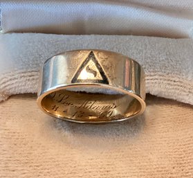 Gold 14kt Band With Triang Symbol