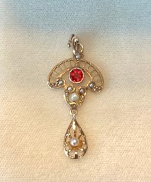 10 Kt Pendant With Seed Pearls