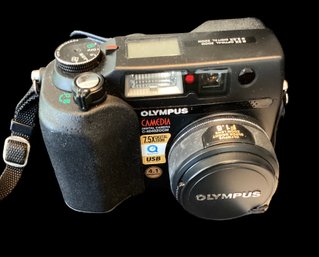 Olympus Camera 7.5 Zoom