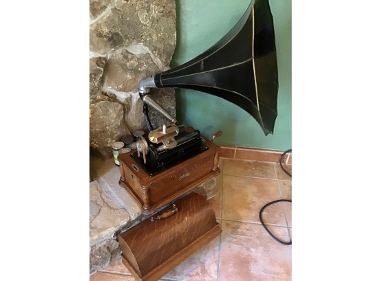 Lakeside Phonograph With Cylinder Records
