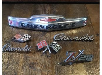 Lot Of 6 Vintage Chevrolet Car Accessories