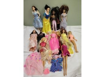 Lot Of Barbie Princesses, Dorothy, And More