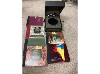 Antique Gramophone 78rpm With Records