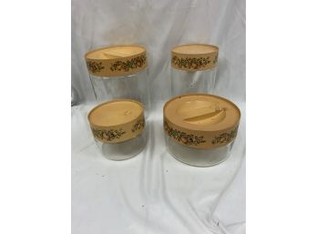 Lot Of 4 Very Vintage Pyrex Canisters