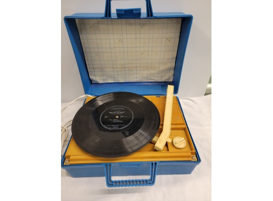 Vintage Realistic Record Player