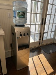GE Profile Hot/Cold Water Dispenser