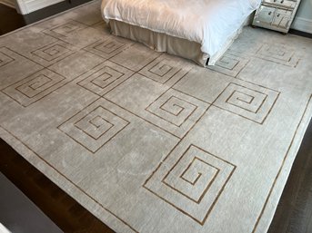 Celedon And Gold Wool Rug 16'6' X 14'6'