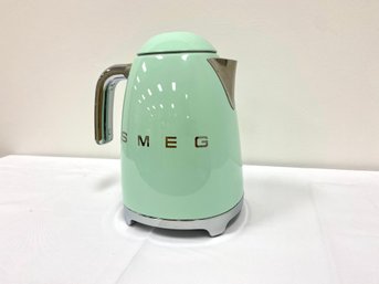 SMEG Electric Kettle With 3D Logo