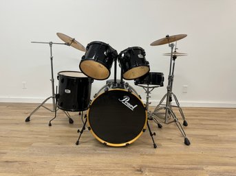 Pearl Export Series Drum Set With Zildjian Symbols