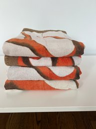Set Of Four William Sonoma Home Coral Beach Towels