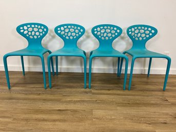 Set Of 4 Supernatural By Ross Lovegrove For Moroso Teal Plastic Chairs