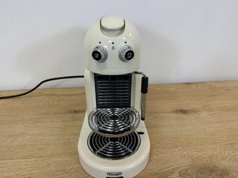 Nespresso Maestria DeLonghi Crema Machine