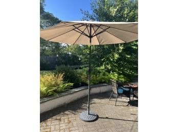 UMBRELLA WITH STAND 3