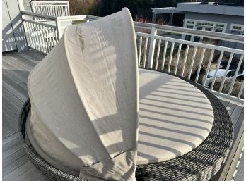Outdoor Round Chaise With Covering