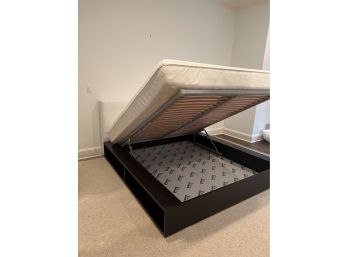 Italian Flou Kingsize Bed With Storage Base