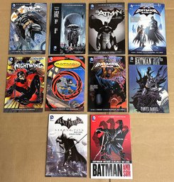 Lot Of 10 Batman Paperback Novels / Comic Books - DC Comics - Approx. Cover Price $160