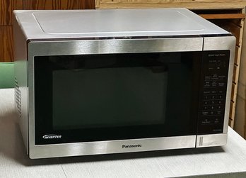 Panasonic Stainless Steel Countertop Microwave Oven