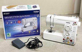 Brother JX2517 Lightweight And Full Size Sewing Machine - Excellent In The Original Box