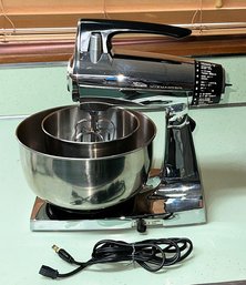 Vintage 1960'S-70'S Sunbeam Mixmaster Stand Mixer In Chrome - Very Good Condition