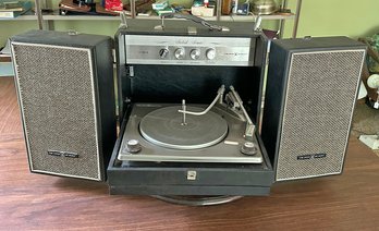 Vintage Voice Of Music Portable Record Player / Stereo - AS IS