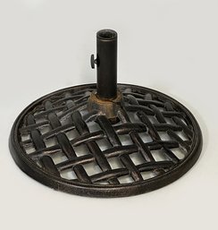Cast Iron Basket Weave Weighted Outdoor Umbrella Stand