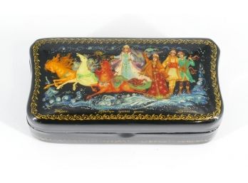 Large Vintage Russian Hand Painted Lacquered Trinket Box