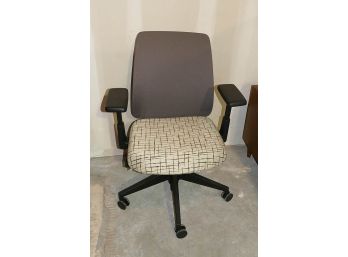 Haworth Office Desk Chair With Lumbar Support - $600+ Original Cost