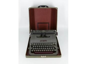 Vintage Underwood Champion Typewriter