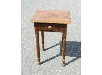 Antique American Sheraton Period Pine Farmhouse Side Table