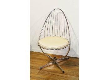 Mid-Century Modern Dahlen Mobler (Sweden) Egg Shaped Wire Chair