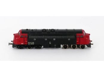 Marklin 3067 Electric/Diesel Locomotive - HO Gauge - Model Train