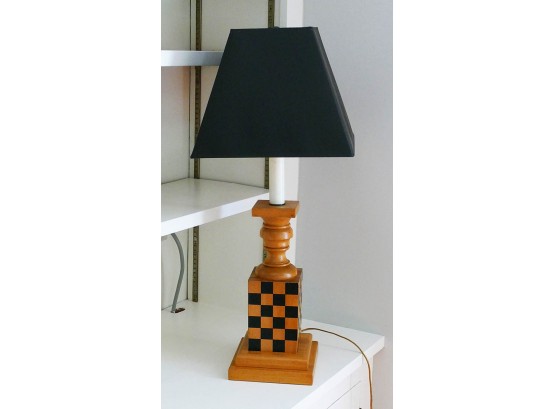 Checker Pattern Table Lamp