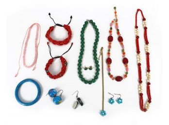 Costume Jewelry Lot - Necklaces, Bracelets & Earrings