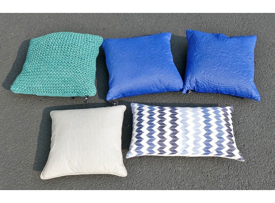 5 Different Throw Pillows - Callisto Home, Newport