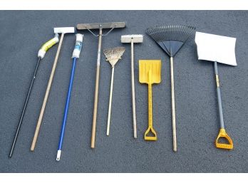 9 Different Garden/Cleaning Tools
