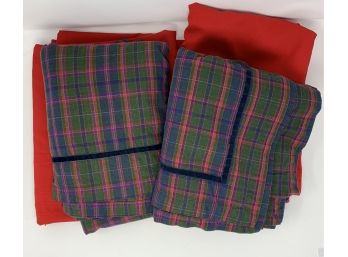 Four Beautiful Holiday Tablecloths - Set Of 2 Juliska Plaid/velvet And Set Of 2 Macy's Red Tablecloths