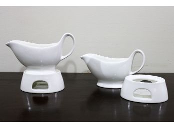Pair Of Una By Norpro Porcelain Gravy Sauce Boats With Warming Stands