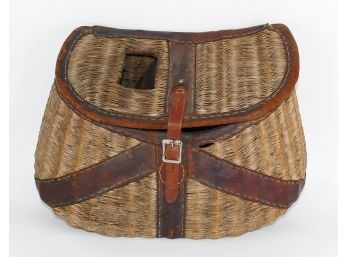 Vintage Wicker & Leather Fly Fishing Creel / Basket