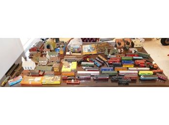 Large Vintage Model Train Lot (Lionel, Tyco) - HO Scale - Trains, Track, Buildings, Controller, Etc