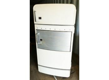 Vintage 1950's Hotpoint Refrigerator/Freezer