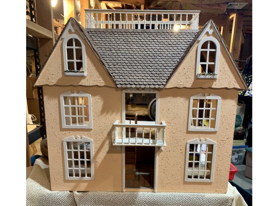 Beautiful Dollhouse And Dollhouse Supplies
