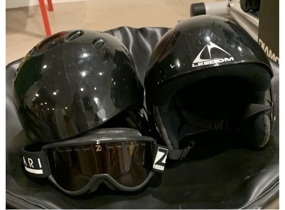 Ski Helmets, Goggles And Ski Tote/locks