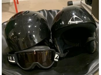 Ski Helmets, Goggles And Ski Tote/locks